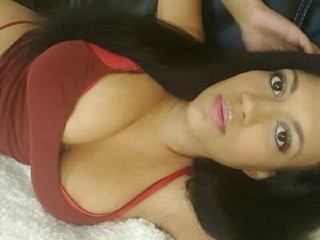 Missloly nude cam2cam chat room cams.com
