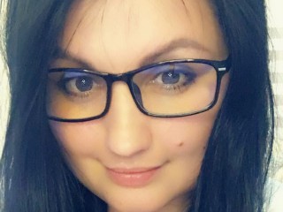 GrettaLika's Cam show and profile