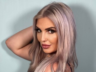 RoxeeCoutureBabestation