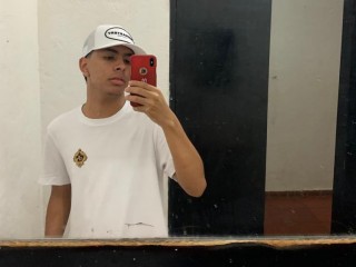 james023