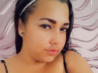 kinkylatiina69