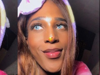 lavernecoxx