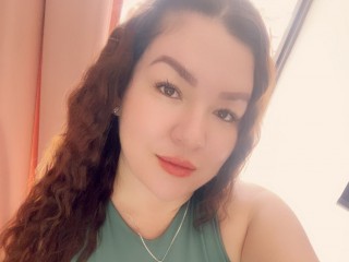 curvyalexa