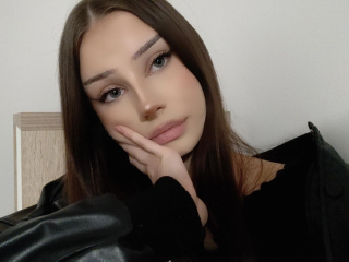 EmilyFlirtatious