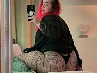 cherrybootyx