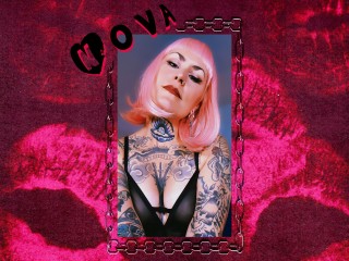 Chat with NovaAura live now!