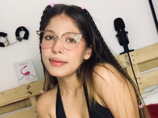 SOFIAMENDEZ022 on Streamate