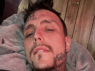 Tattedwhiteboi42