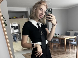 Celine_Petite