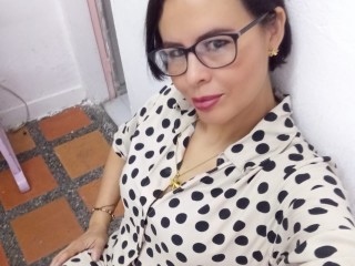 samantha_rubi