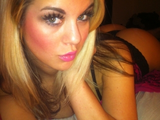 Mandi_Paige's Profile