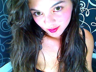 BelleNicole from Streamate.com