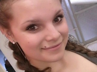 Emily_sWeetGirl