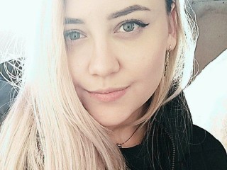 Moms Webcams - Live Video Chat Free Moms Cams Sex Shows