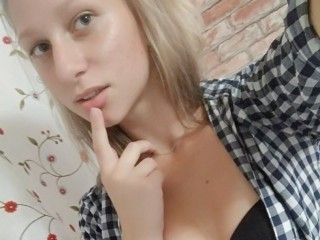 SexyAngelina_