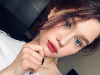 Lily_Virgin