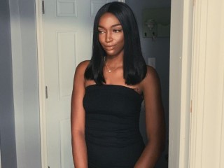 Naomi19