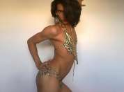 Caroline_Horny