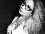 Sandra_hot