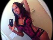 Mia_Skye