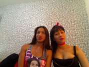 2GirlsCrazyHot