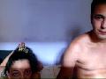 oLonelyCouple