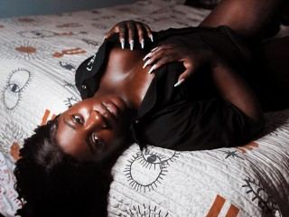 Chocolateisgood4u Nude on Live Sex Cam Girl & Webcam Chat | Jerkmate