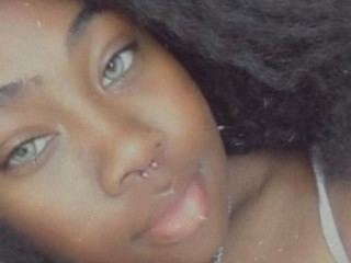 Ebony Cams (5,000+ Nude Girls) Free Live Sex & Adult Chat ...