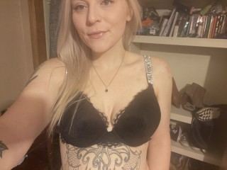 Subbygirl716 Nude on Live Sex Cam Girl & Webcam Chat | Jerkmate