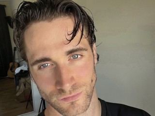 Watch WolverPeen Live On Webcam | Free Porn Cams | SinParty