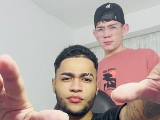 Cámaras porno en directo Horny | SinParty