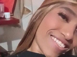 valentinaferre Se Desnuda en Vivo, Webcam Trans y Chat de Sexo ...