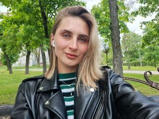 Ukrainian Cams (700+ Nude Girls) Free Live Sex & Adult Chat ...