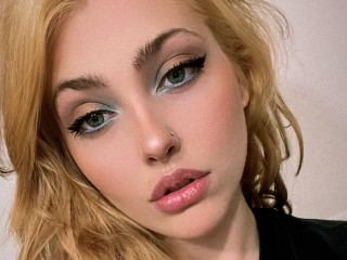 AlexMarieXOXO live cam