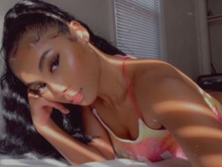 Carmenxxxtra profile