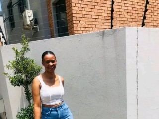 Cecee97 Live Cam