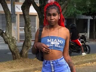 CuteDiamond69 Live Cam