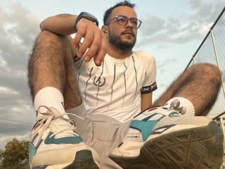 bastianrusso's profile picture – Girl on Jerkmate