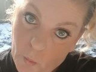 BustyKrystal profile