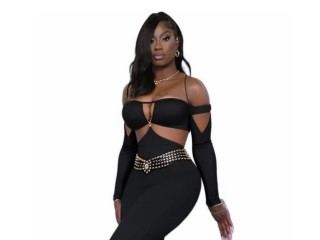 Chat with Sexy and Slutty Cam Ebony live free on Slutroulette