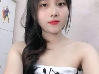 minie18's profile picture – Girl on Jerkmate