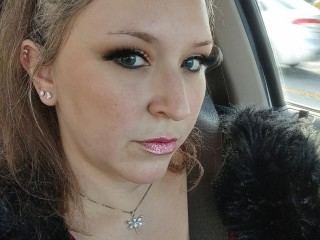 jade1985's profile picture – Girl on Jerkmate