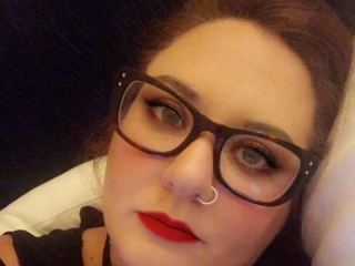 CurvyGirl82