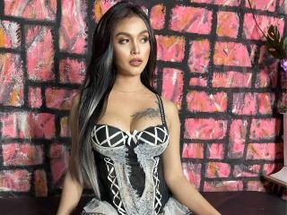 Seductive_Petita