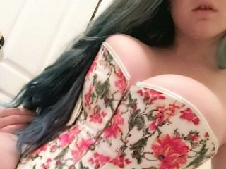 Laine_White