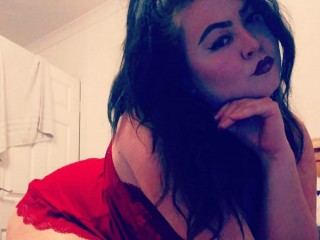 FeedThCashQueen