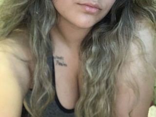 Emmy_Lovexoxo