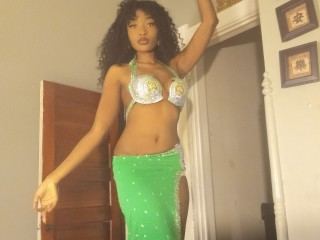 Watch YourrHighness Live On Webcam | Free Porn Cams | SinParty