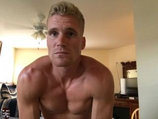 CasMcIntyre Live Porn Model Profile