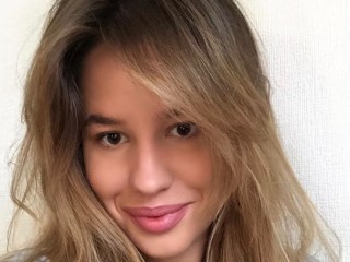 Laura_Si8